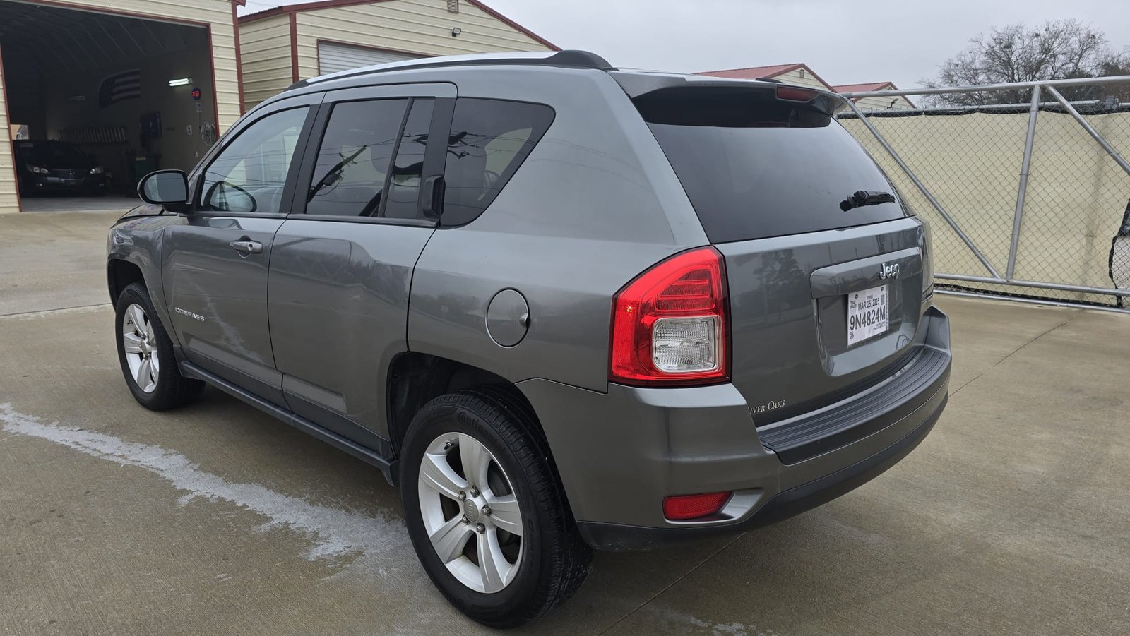 
								2012 Jeep Compass Sport FWD full									