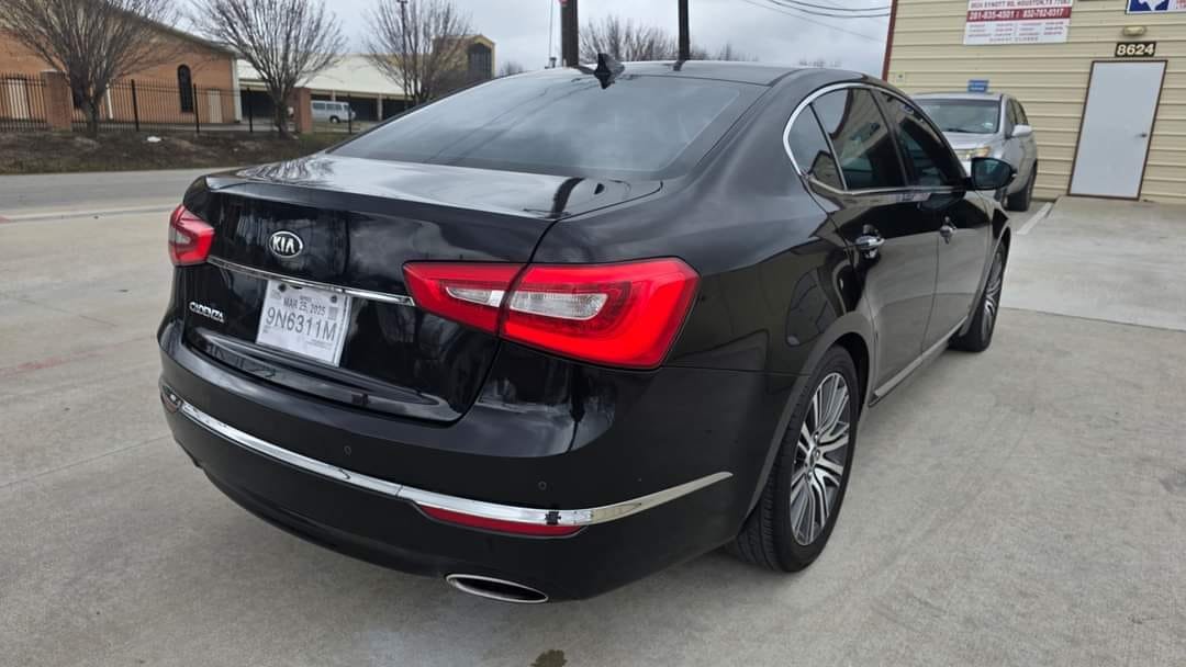 
								2014 Kia Cadenza Premium full									